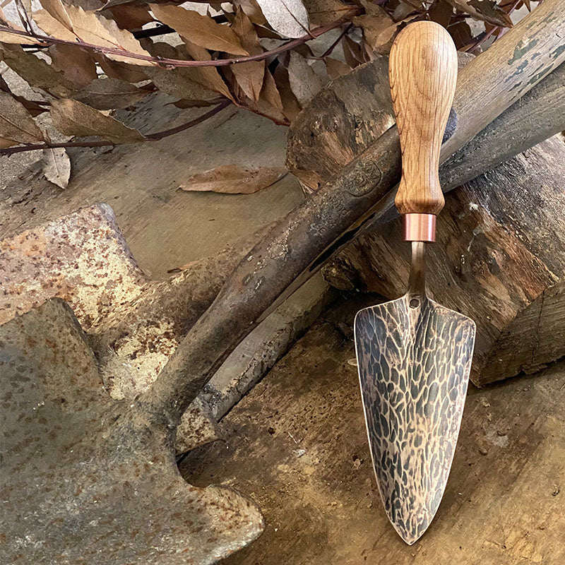 BRONZE GARDEN TROWEL NO.04